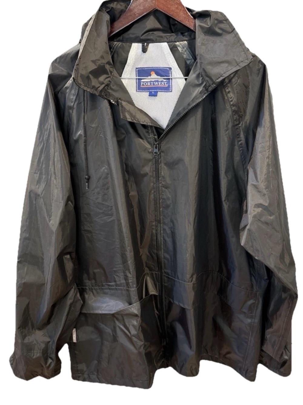 Unisex Large Portwest Classic Rain Jacket Hooded Vented Black Pockets Tailgate